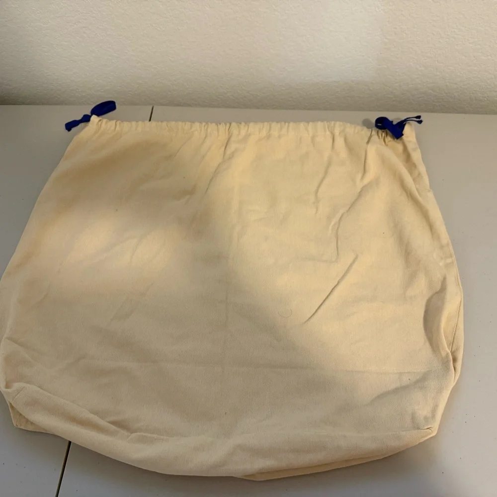 Authentic Louis Vuitton Large Dust Bag - Picture 2 of 4